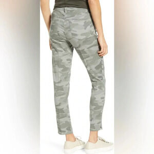 Wit & Wisdom AbSolution Stretch Skinny Jeans Olive Camo Size 0